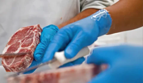 China anuncia tarifa extra de 55% para carne bovina importada até 2028