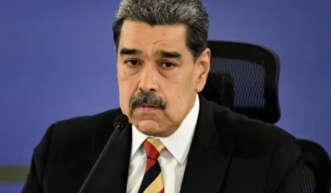 EUA realizam ataque contra Venezuela e capturam Maduro