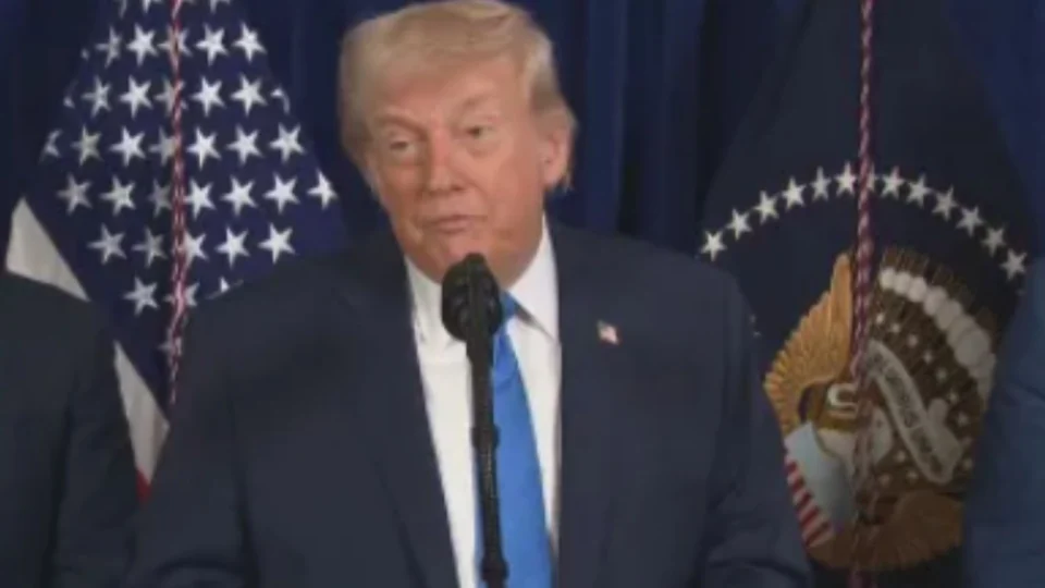 Trump diz que EUA vão administrar a Venezuela até garantir transição “segura e justa”