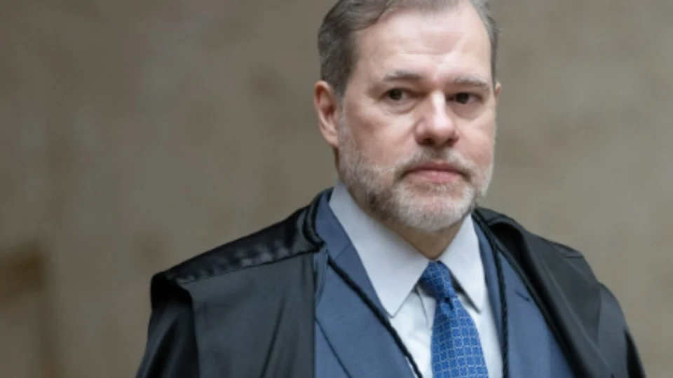 Fundo ligado ao Banco Master surge em negócios de familiares de Dias Toffoli