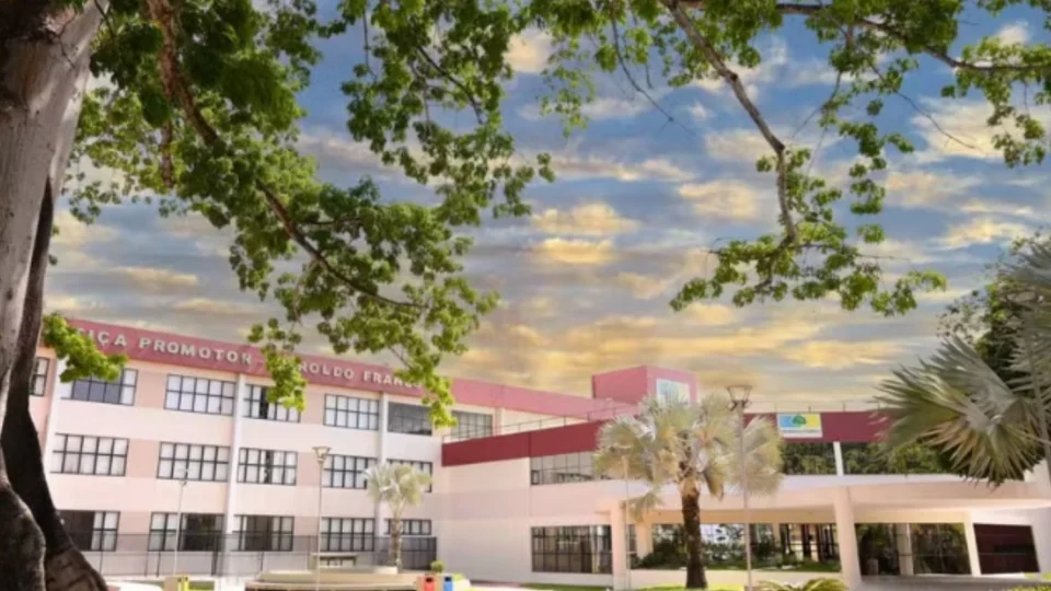 Irmão de prefeito de Macapá é afastado do Ministério Público