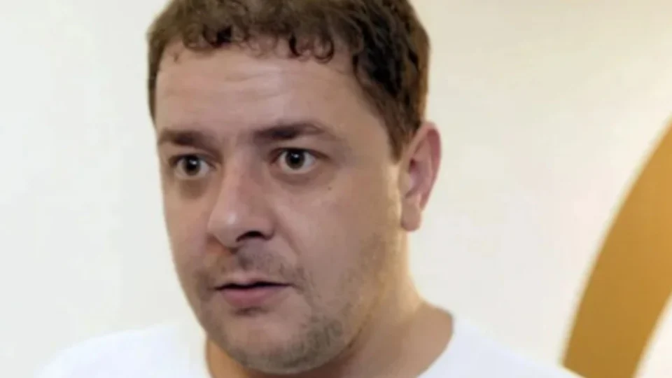 Sob investigação da PF, filho de Lula deixa o Brasil e retorna à Europa