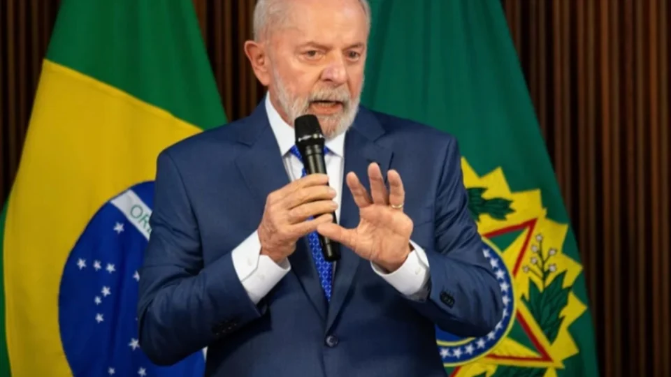 Governo Lula é desaprovado por 49%, aponta Genial/Quaest