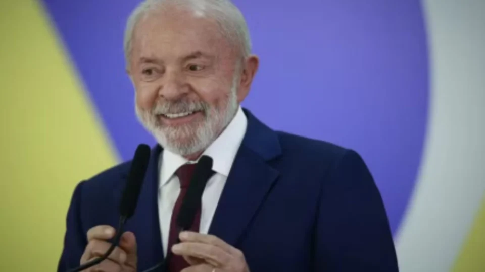 Lula sanciona Orçamento de 2026 e veta quase R$ 400 milhões em emendas parlamentares