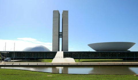 PL, PT e União lideram repasses do Fundo Partidário em 2025