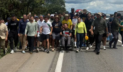 Débora Menezes mantém presença na Caminhada pela Liberdade e leva pautas do Amazonas a Brasília