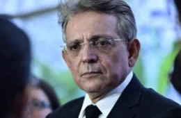 Pauderney Avelino articula saída do União Brasil, mira Podemos e declara apoio a Omar Aziz ao Governo