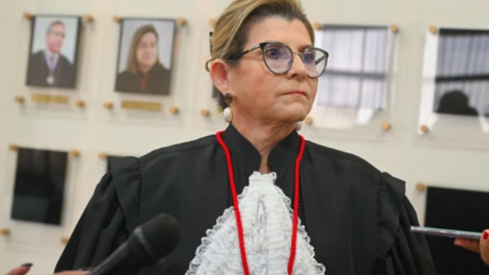 Desembargadora Nélia Caminha Jorge recebe reconhecimento internacional nos EUA por atuação no Judiciário