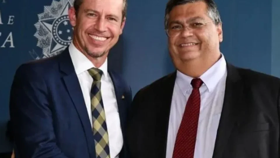 Ex-ministro de Lula, Ricardo Cappelli é alvo de denúncias por suposta estrutura paralela de pré-campanha no DF