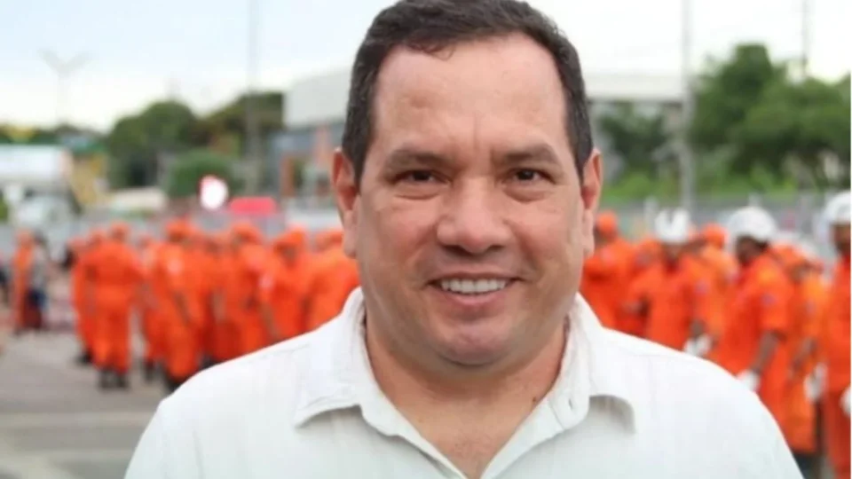 Prefeito de Atalaia do Norte firma contrato de quase R$ 6 milhões com empresa de manutenção de tanques para construção de creche