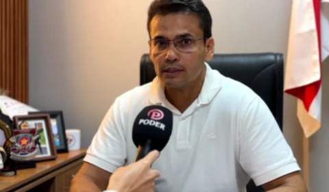 Coronel Rosses divulga relatório do TCE e afirma que Sou Manaus teve aumento de 1.156% nos custos