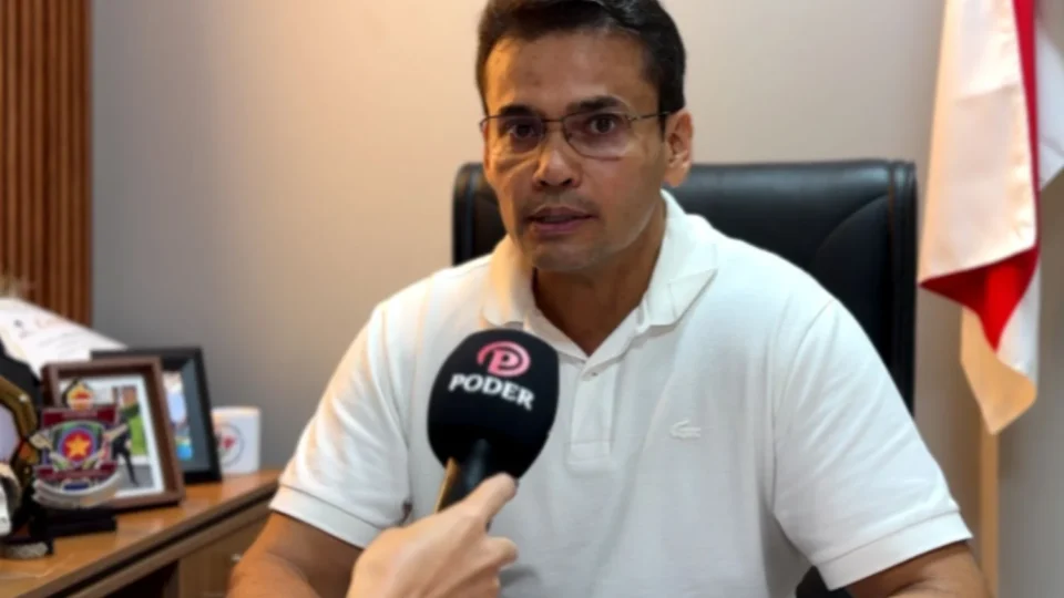 Coronel Rosses divulga relatório do TCE e afirma que Sou Manaus teve aumento de 1.156% nos custos