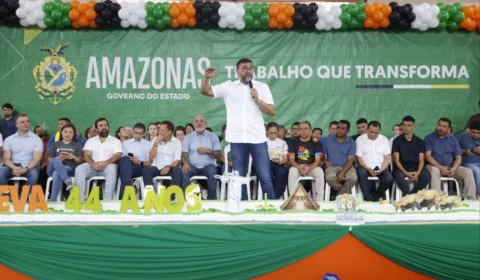 Em Rio Preto da Eva, Wilson Lima entrega títulos definitivos e pacotes de investimentos no social e setor primário