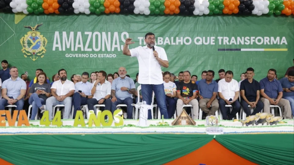 Em Rio Preto da Eva, Wilson Lima entrega títulos definitivos e pacotes de investimentos no social e setor primário