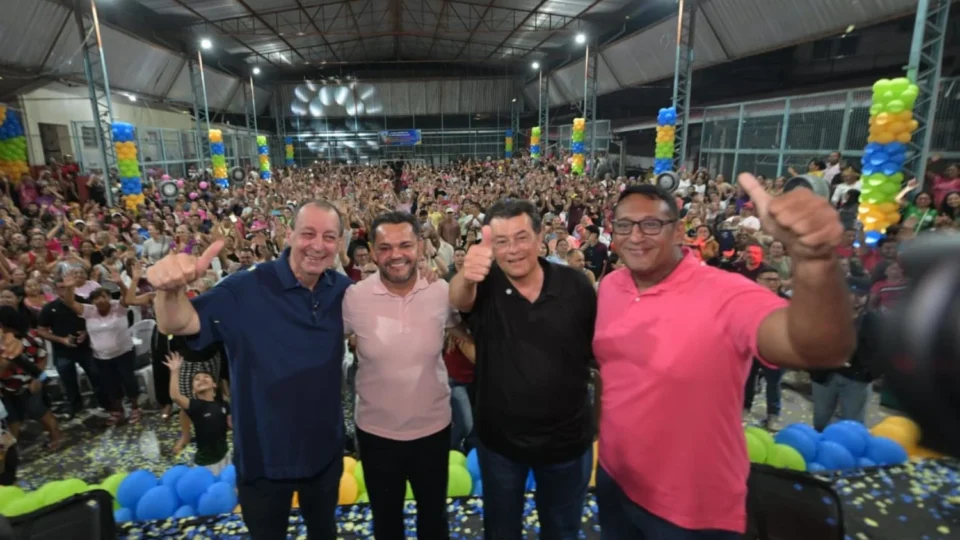 Rozenha oficializa filiação ao PSD em ato político com presença de Omar Aziz e Eduardo Braga em Manaus
