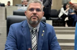 TRE-AM adia julgamento que pode levar à cassação do vereador Elan Alencar em Manaus