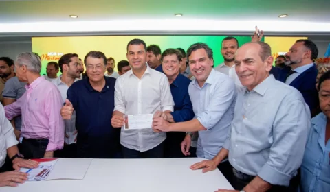 Saullo Vianna oficializa filiação ao MDB em evento com lideranças nacionais