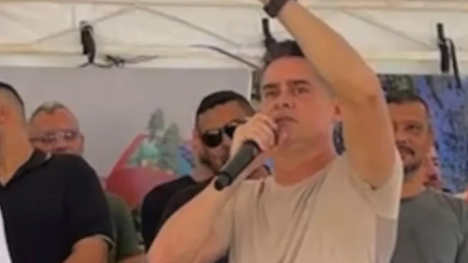 David Almeida se despede da Prefeitura com discurso focado no ‘povo no poder’ e mira continuidade em 2026