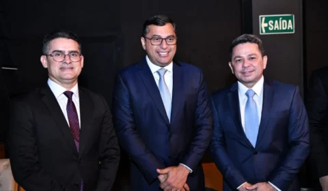 ‘Lealdade é caráter’: David Almeida rebate ex-aliados e sobe o tom sobre rompimentos políticos