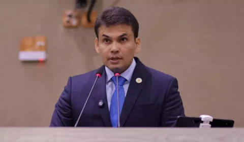 ‘Não vou aplaudir encenação’: Coronel Rosses boicota renúncia de David Almeida e chama plano para o governo de ‘burrice’