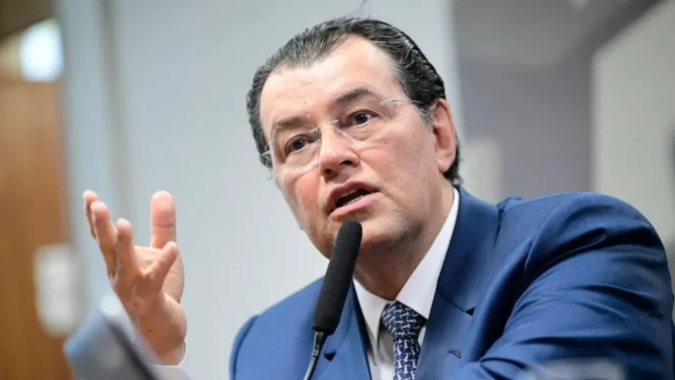 Braga lidera mudança no Seguro-Defeso e garante direitos a pescadores do AM