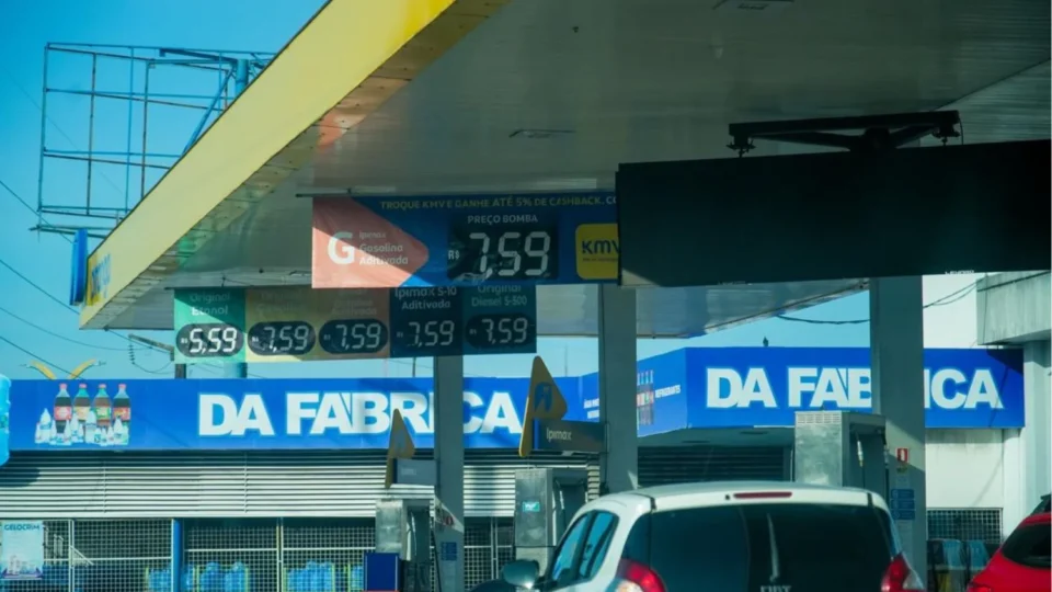 Defensoria leva ao TJAM queda de braço contra cartéis de combustíveis