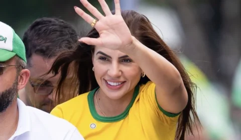 Única deputada do PL, Débora Menezes amplia base em redutos estratégicos