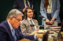 Amom Mandel assume vice-liderança do Republicanos na Câmara