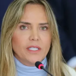 Governadora do DF reage a auditoria e afasta equipe do BRB ligada ao Banco Master