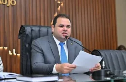 Roberto Cidade abdica de salário de governador e sinaliza austeridade