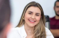 Primeira-dama de Campina Grande emociona com relato de superação de tragédia familiar