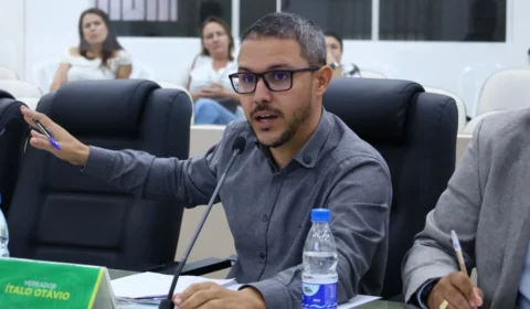Vereador Ítalo Otávio cobra esclarecimentos sobre pagamento parcial do Prêmio Gestão Escolar em Boa Vista