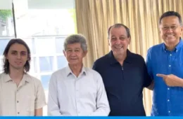 Amom Mandel reage a foto com Omar Aziz e dispara contra Silas Câmara: “Meu adversário direto”