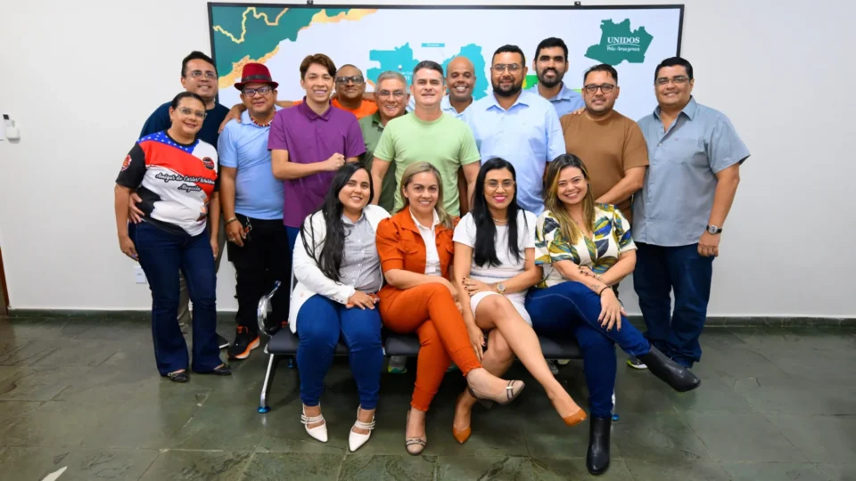 David Almeida avança no tabuleiro e sela aliança com federação PRD/Solidariedade