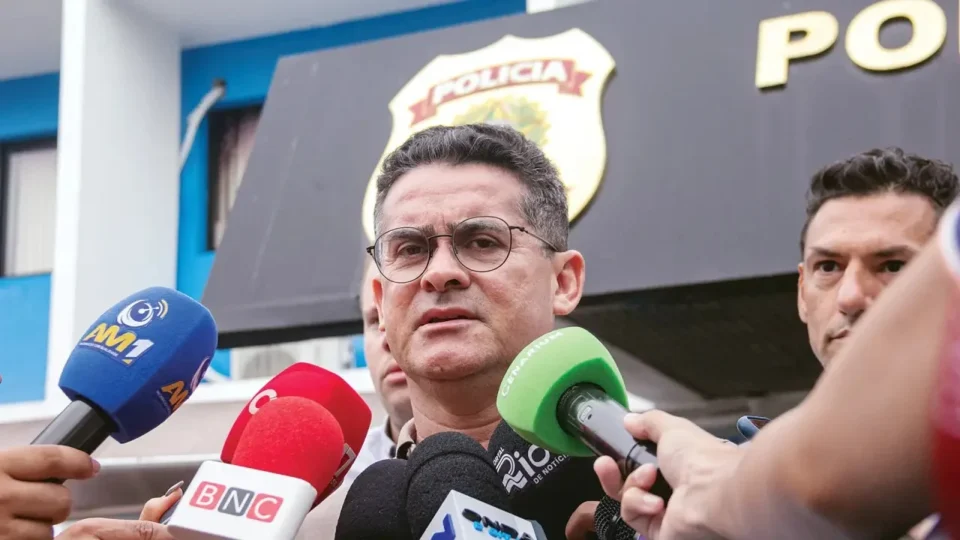 David Almeida rebate rumores de recuo e reafirma pré-candidatura ao Governo do Amazonas
