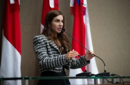 Débora Menezes propõe lei para blindar denunciantes de violência contra crianças no Amazonas
