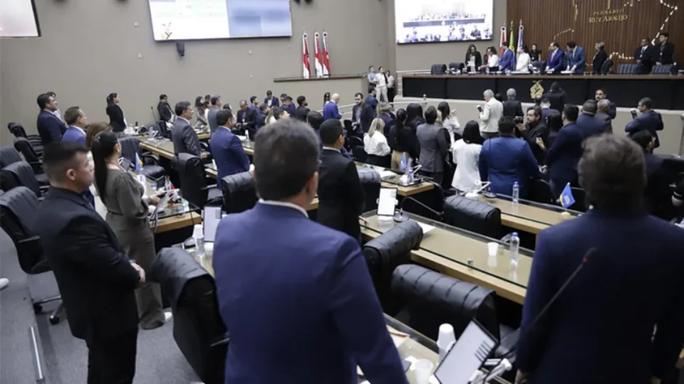 Corrida pelo “tampão”: Inscrições para eleição indireta ao Governo do AM encerram nesta quinta