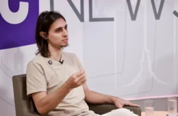 Projeto de Amom Mandel prevê prisão para ‘funcionário fantasma’