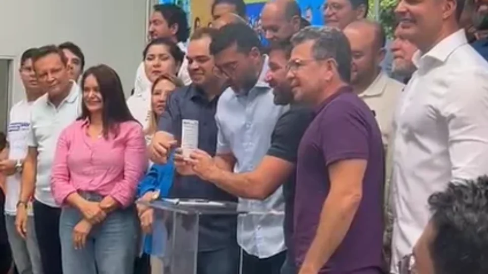 Wilson Lima promove ‘arrastão’ na Aleam e filia Carlinhos Bessa, Dr. Gomes e Wanderley Monteiro ao União Brasil