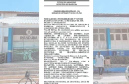 Prefeitura de Iranduba gasta R$ 3 milhões em livros sem licitação e custo por aluno é 7 vezes maior que a média nacional