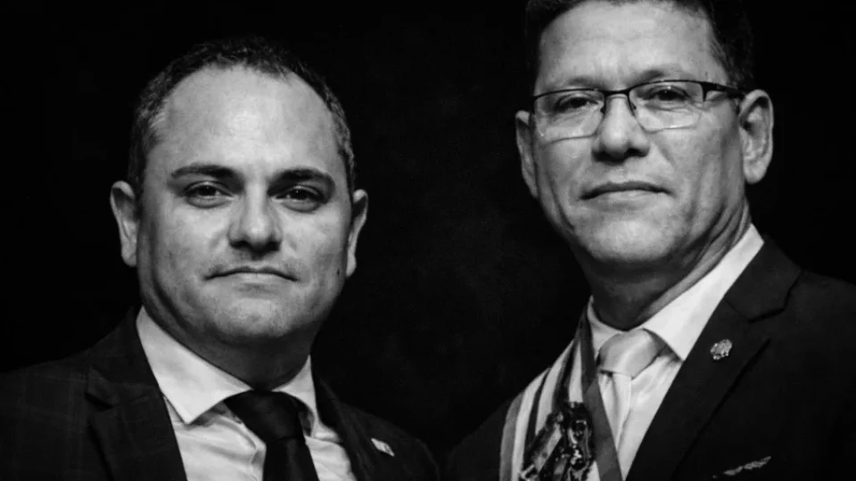 Guerra declarada em Rondônia: Marcos Rocha usa ‘canetada’ em massa para expulsar aliados do vice