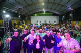 Maria do Carmo é aclamada em grande reunião na zona Leste de Manaus