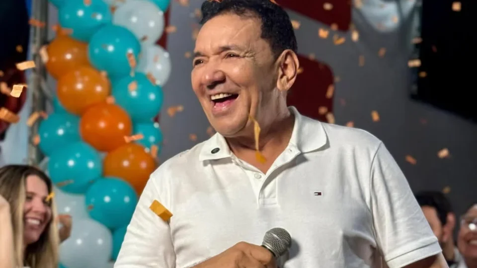 Tony Medeiros oficializa pré-candidatura e tenta retorno à Aleam em 2026