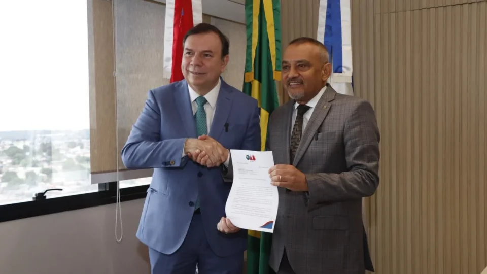OAB Amazonas entrega lista sêxtupla do Quinto Constitucional ao TJAM