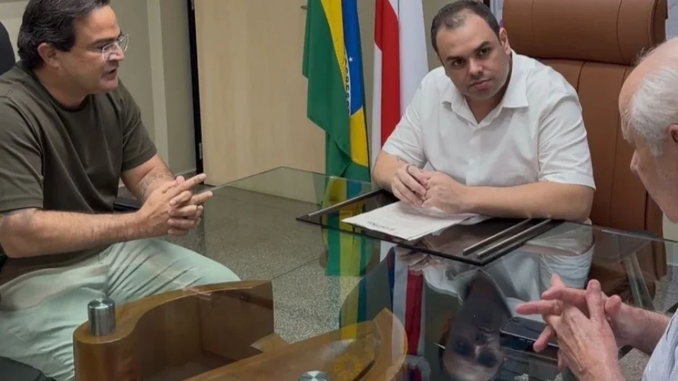 Governo do Amazonas libera avanço das obras no trecho mais crítico da BR-319