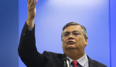 Flávio Dino assume ação no STF que pode impactar eleição suplementar em Roraima