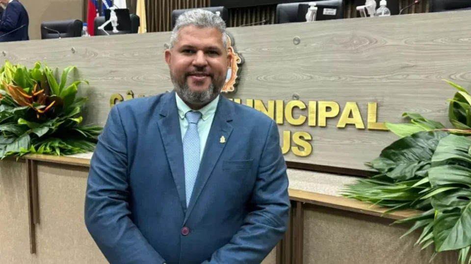 Justiça Eleitoral mantém cassação de Elan Alencar por fraude à cota de gênero em Manaus
