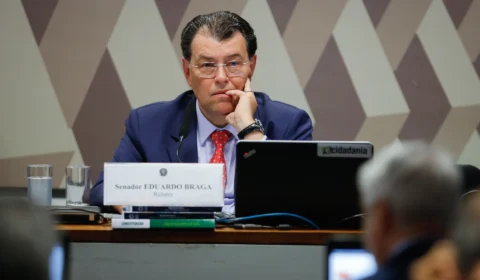Eduardo Braga rebate ataques à Zona Franca