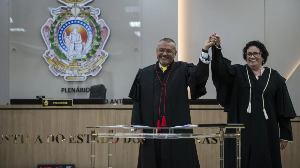 Ana Maria Diógenes e Paulo Feitoza tomam posse como novos desembargadores do TJAM