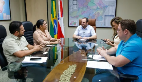 Roberto Cidade autoriza novas obras de infraestrutura em três municípios do interior
